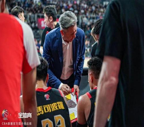 吴艳妮赛场,创佳绩,热泪盈眶,爱游戏体育官网,Aiyouxi,Sports,爱游戏体育中国官网,Aiyouxi,Sports体育平台,爱游戏体育服务