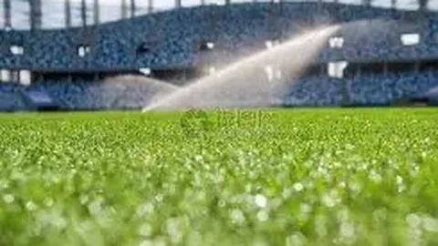 豪门对决！哈兰德、福登领衔首发，吉拉西、阿德耶米强势登场：曼城与多特巅峰之战一触即发！