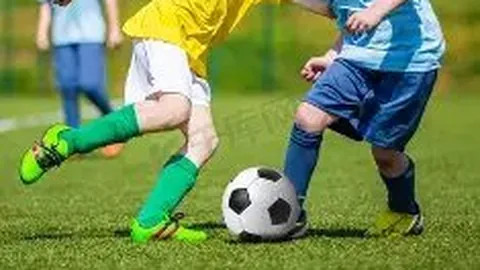 尤文未入坎塞洛法眼，意甲豪门面临降薪困境：球员坚守阵地，俱乐部负担加重？