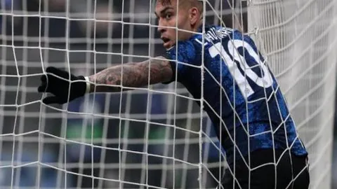 鹈鹕与克拉彻签订双向合同，小布兰登-波士顿完成正式转正